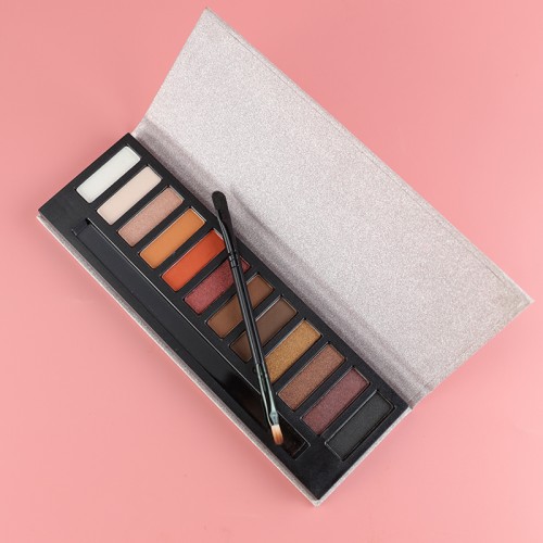 Cruelty-Free 12C Nude Eye Shadow Palette with Brush